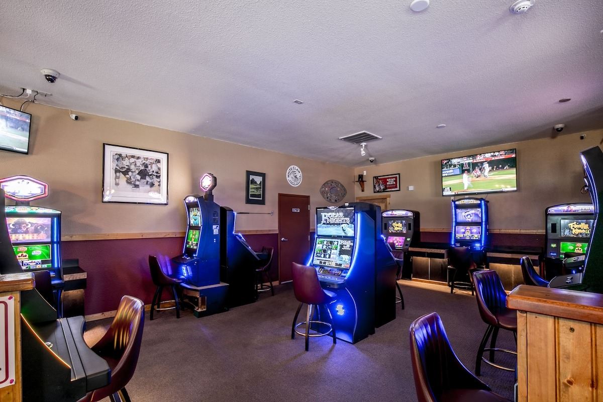 The unique look of Sportsmans Lodge